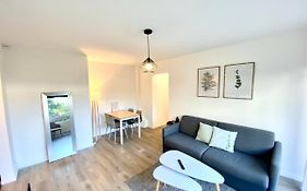 SOBNB- RUE JURA Appartement au calme, neuf proche douane